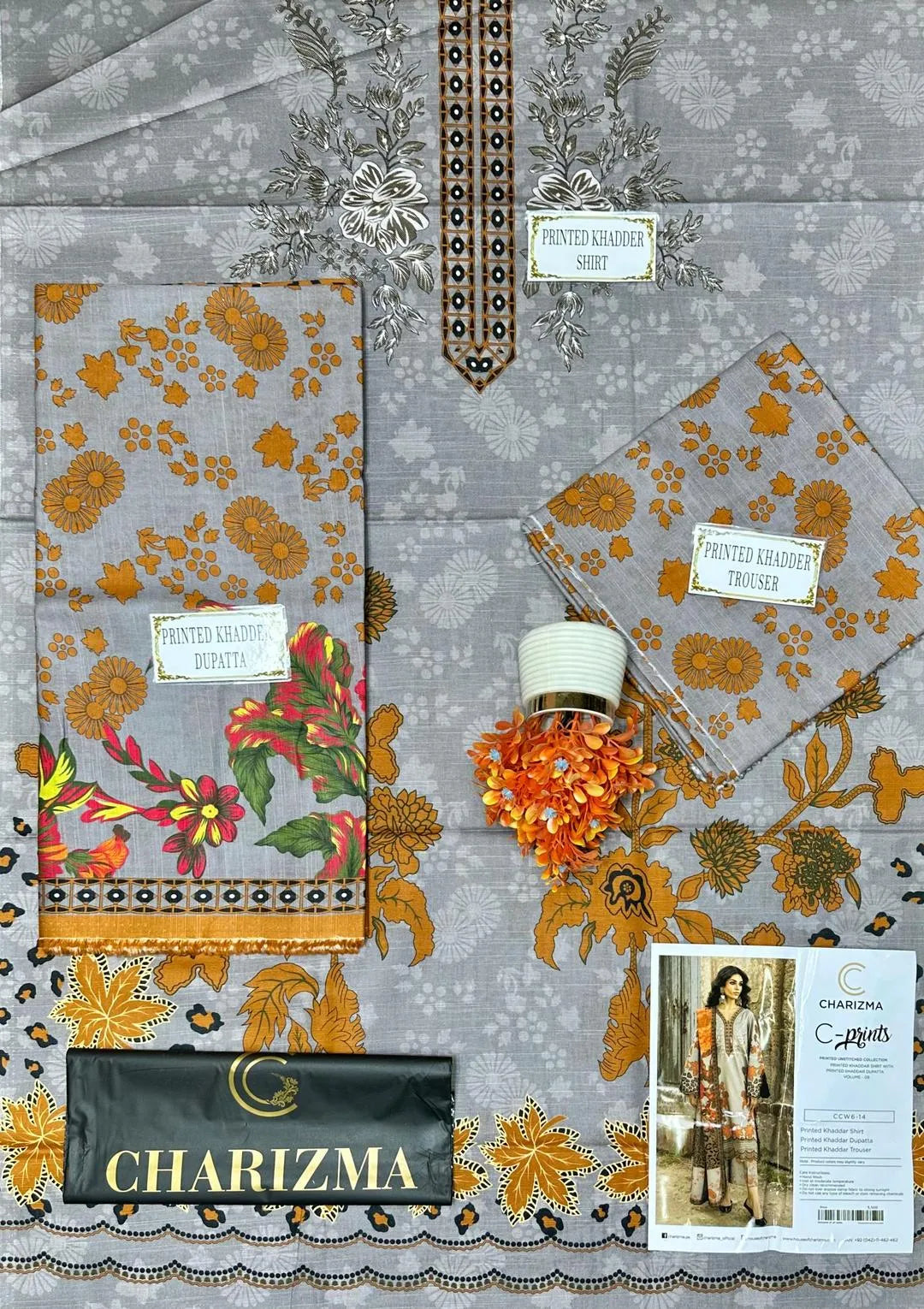 3 Pcs Women's Unstitched Khaddar Printed Suit