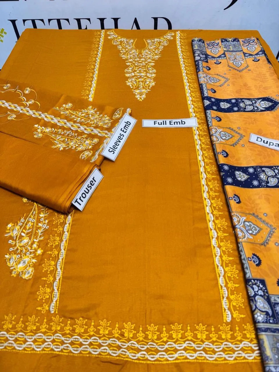 3 Pcs Women's Unstitched Embroidered Suit