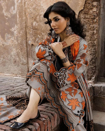 3 Pcs Women's Unstitched Khaddar Printed Suit