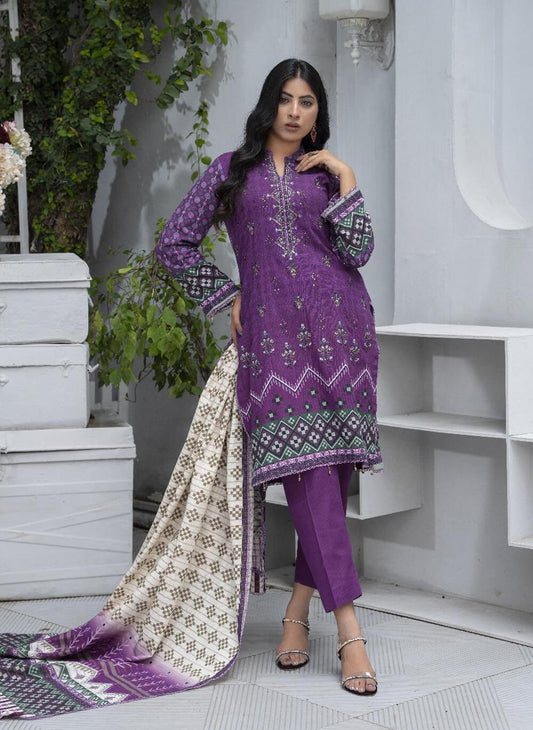 3 Pcs Women's Unstitched Khaddar Printed Suit